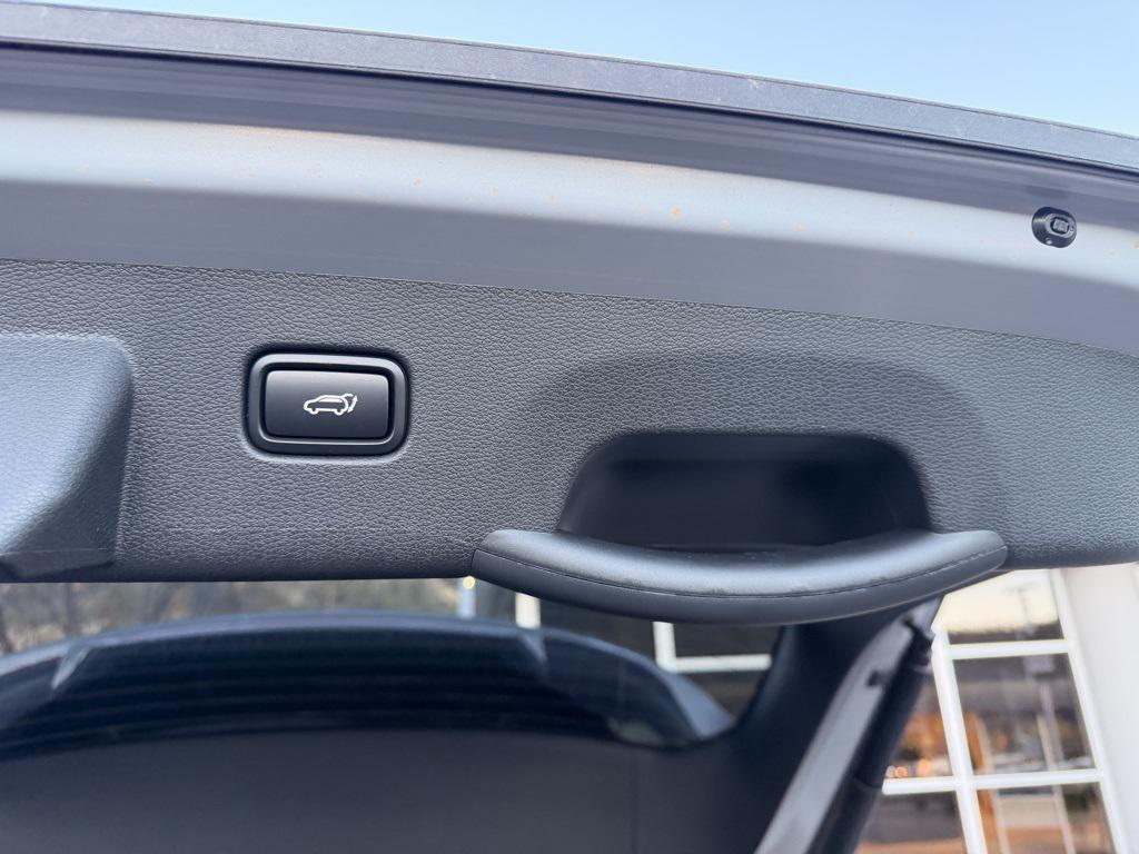 new 2025 Kia Sportage car, priced at $37,540