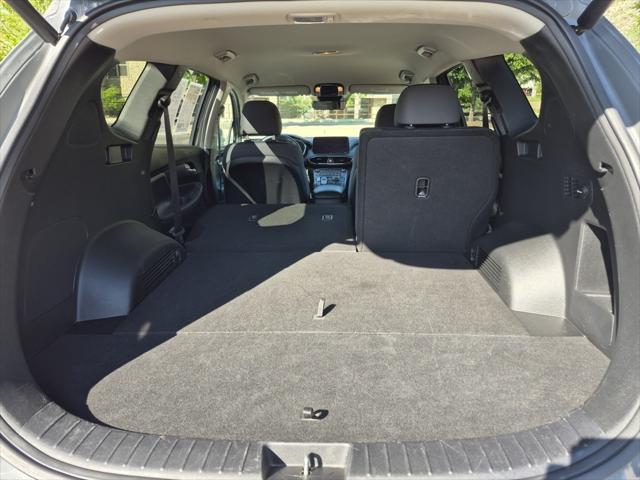 used 2023 Hyundai Santa Fe car, priced at $25,991