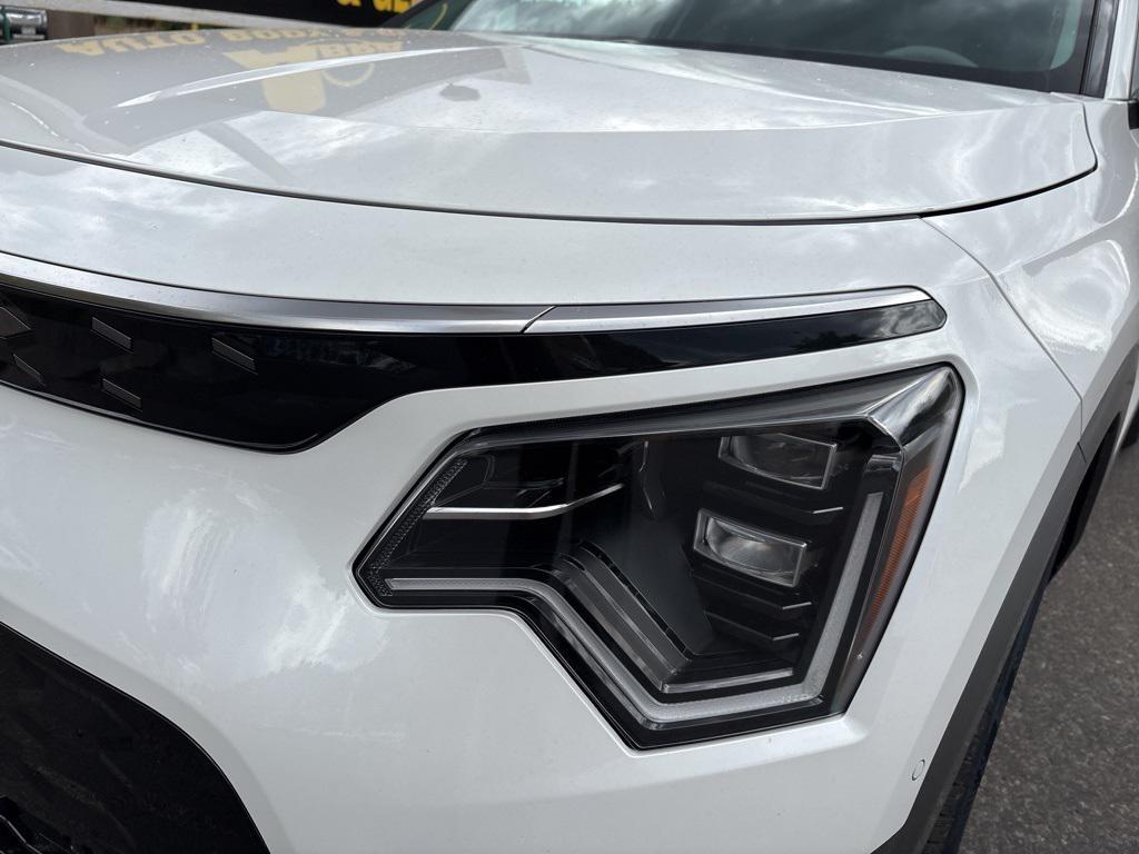 new 2025 Kia Niro EV car, priced at $46,686