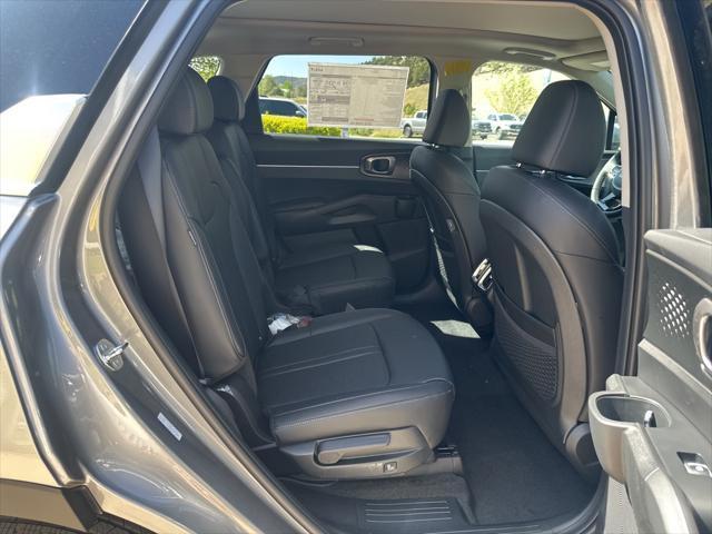 new 2025 Kia Sorento Plug-In Hybrid car, priced at $50,820