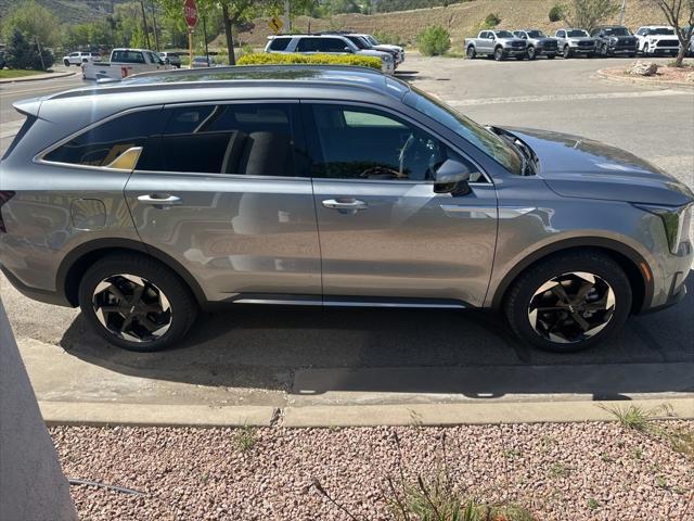 new 2025 Kia Sorento Plug-In Hybrid car, priced at $50,820