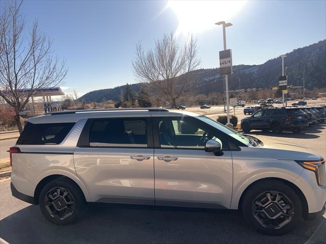 new 2025 Kia Carnival Hybrid car, priced at $43,245