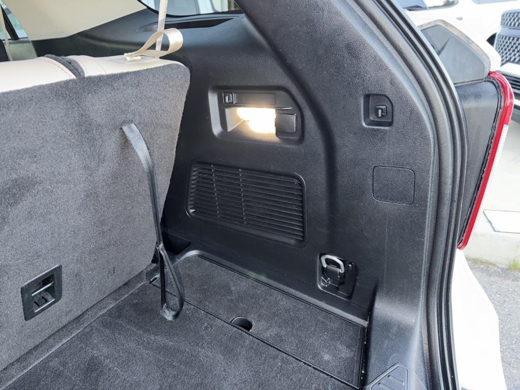 used 2024 Ford Explorer car, priced at $34,451
