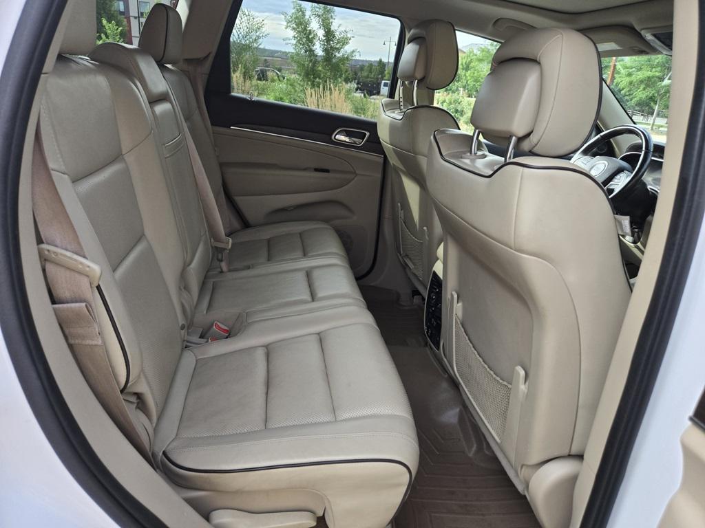 used 2015 Jeep Grand Cherokee car, priced at $12,360