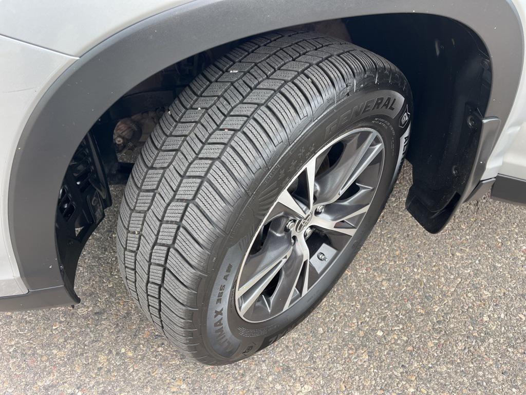 used 2019 Toyota Highlander car, priced at $25,581