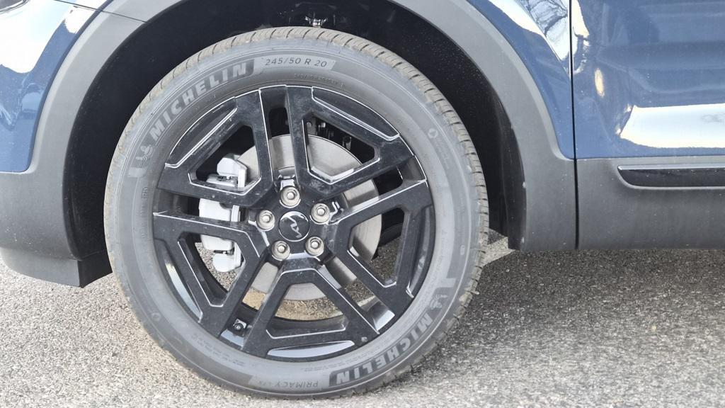 new 2025 Kia Telluride car, priced at $50,405