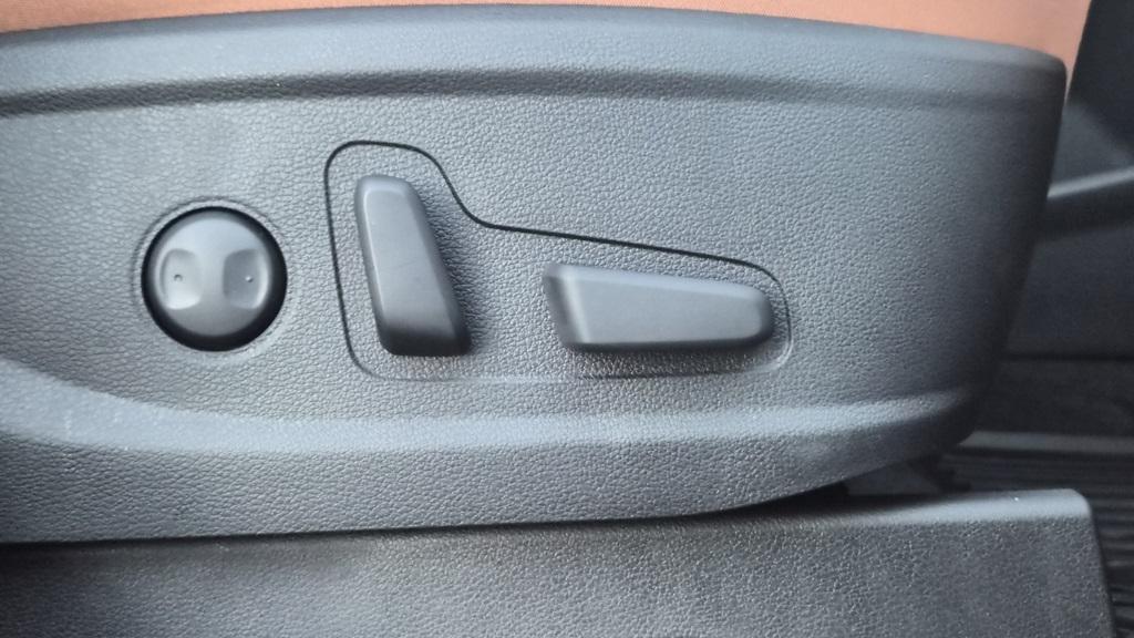 new 2025 Kia Telluride car, priced at $50,405