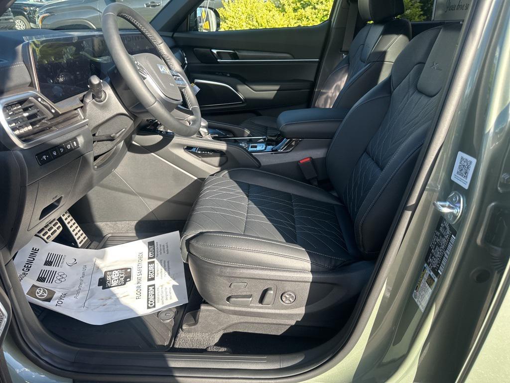 new 2025 Kia Telluride car, priced at $49,673