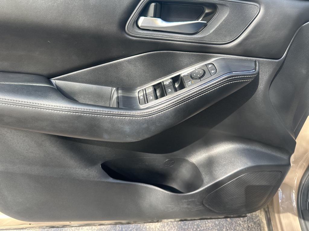 used 2024 Nissan Rogue car, priced at $21,812