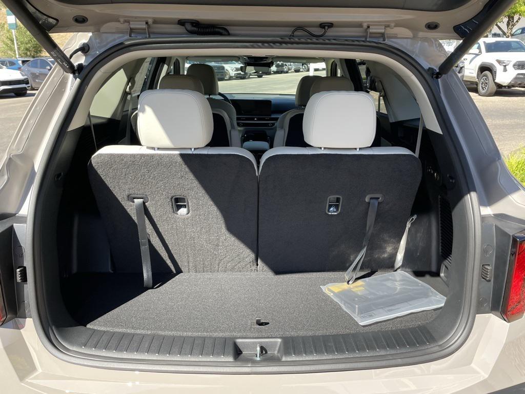 new 2025 Kia Sorento car, priced at $42,180