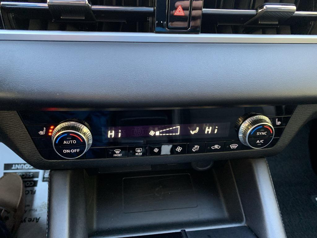 used 2024 Mitsubishi Outlander car, priced at $24,380