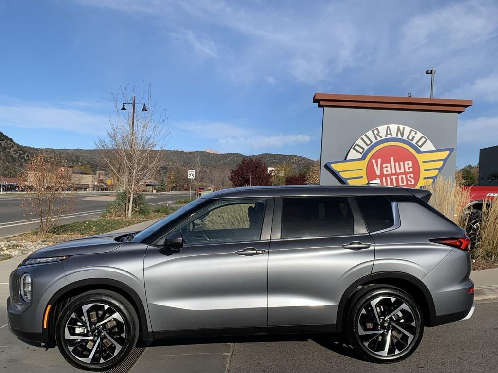 used 2024 Mitsubishi Outlander car, priced at $24,380