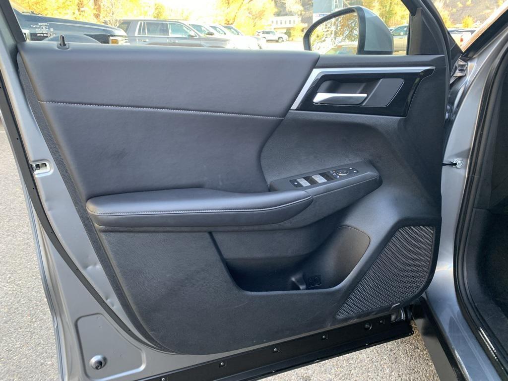 used 2024 Mitsubishi Outlander car, priced at $24,380