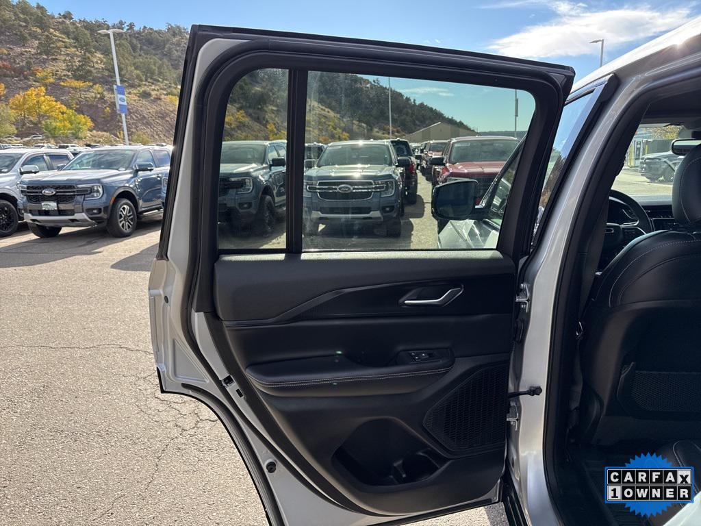 used 2024 Jeep Grand Cherokee car, priced at $33,890