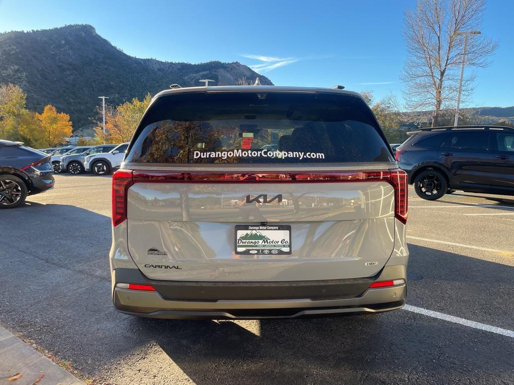 new 2026 Kia Carnival Hybrid car, priced at $53,636