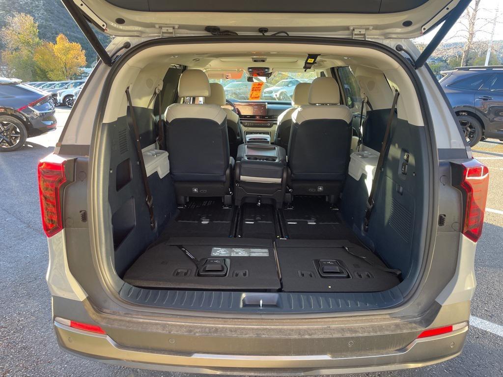 new 2026 Kia Carnival Hybrid car, priced at $53,636