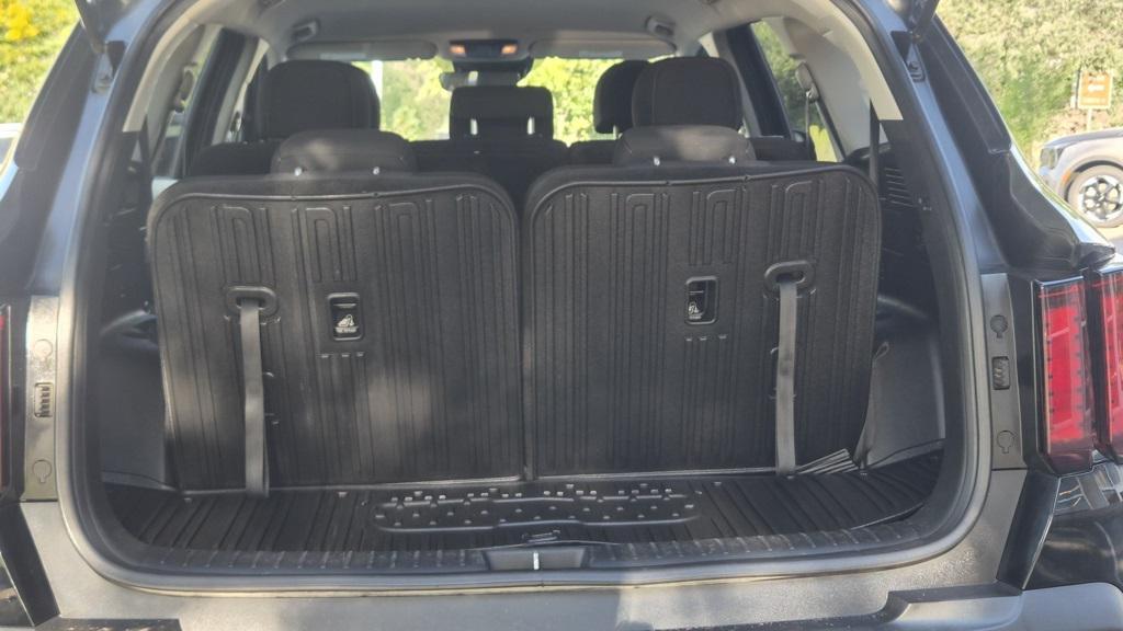 used 2023 Kia Sorento car, priced at $21,545