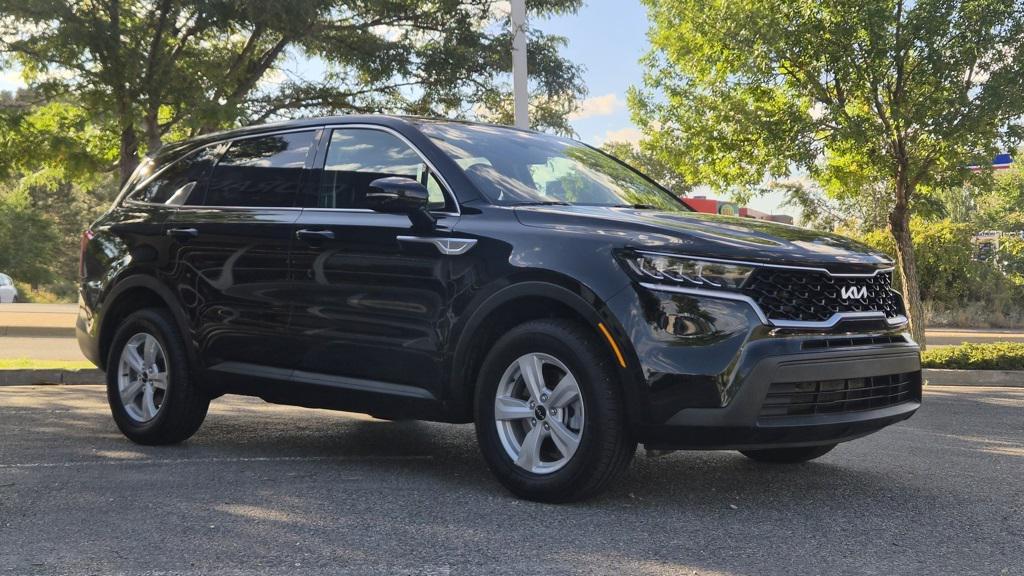 used 2023 Kia Sorento car, priced at $21,545