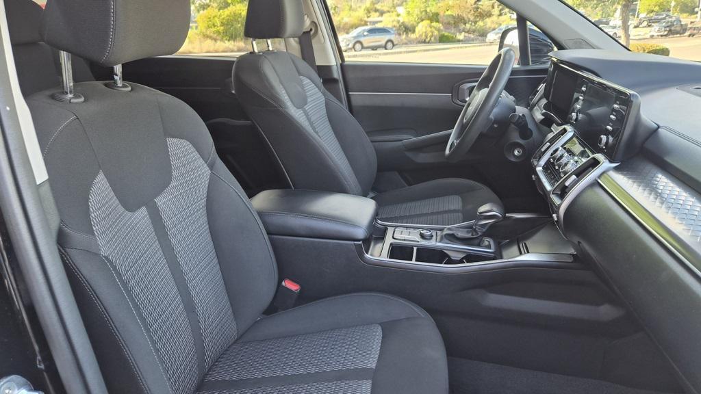 used 2023 Kia Sorento car, priced at $21,545