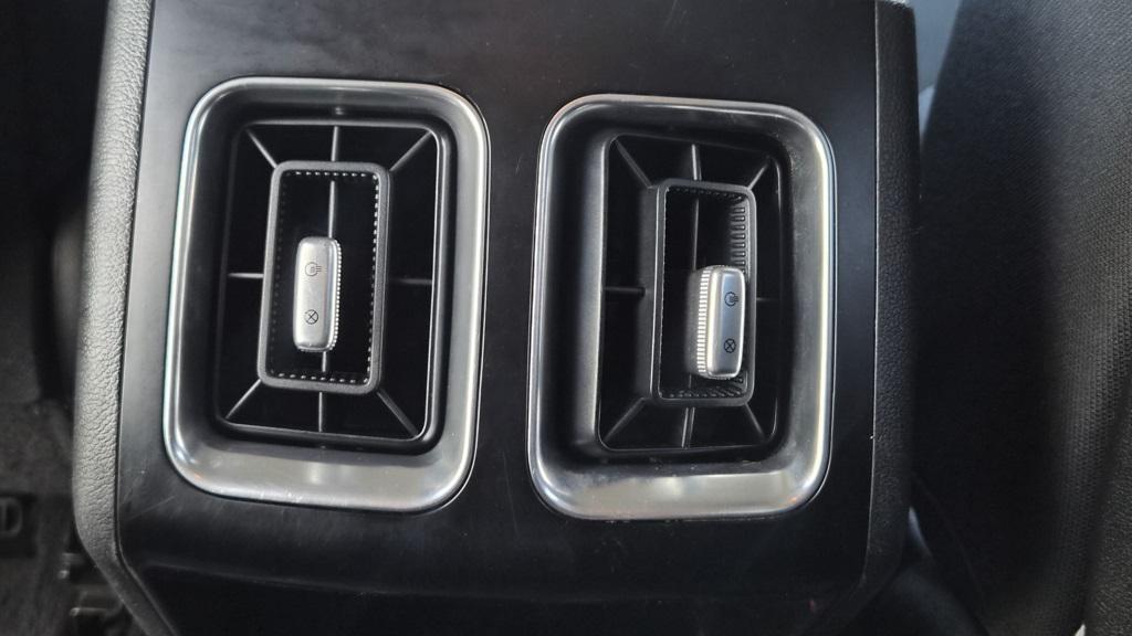 used 2023 Kia Sorento car, priced at $21,545