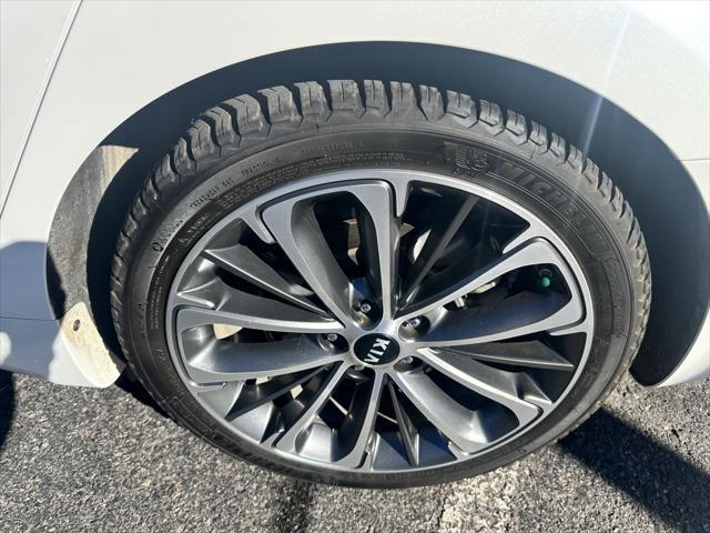 used 2019 Kia Cadenza car, priced at $20,992