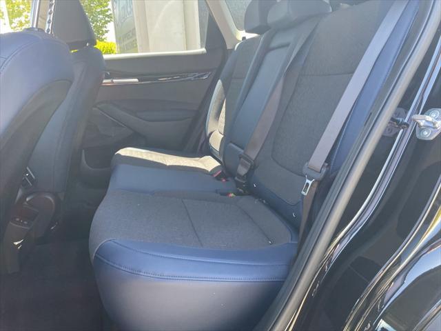 new 2025 Kia Seltos car, priced at $27,811