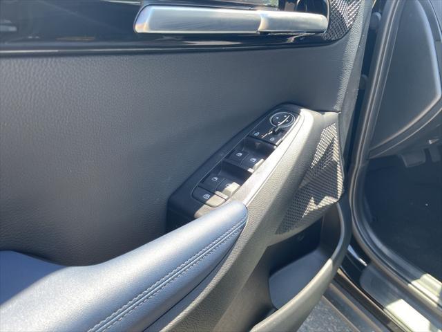 new 2025 Kia Seltos car, priced at $27,811
