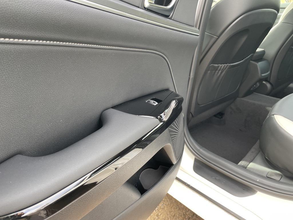 new 2025 Kia K5 car, priced at $32,424
