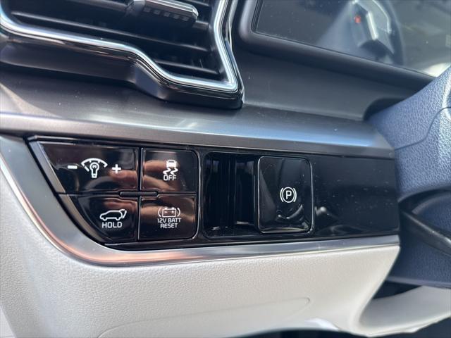 new 2025 Kia Sportage Hybrid car, priced at $34,915