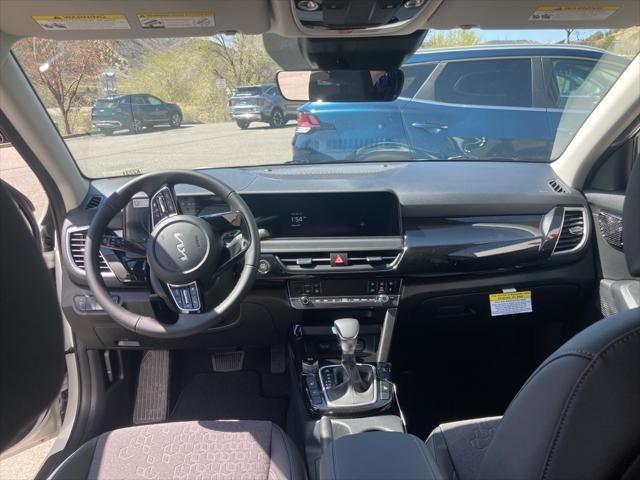 new 2025 Kia Seltos car, priced at $27,811