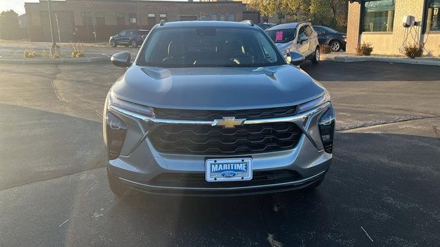 used 2024 Chevrolet Trax car, priced at $22,990