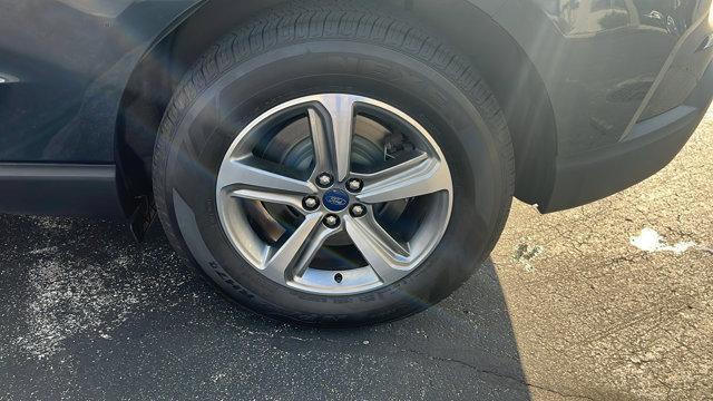 used 2022 Ford Edge car, priced at $24,990