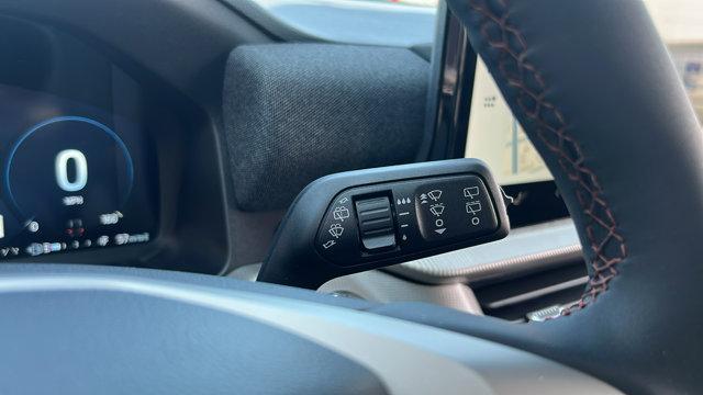 new 2025 Ford Explorer car, priced at $40,738