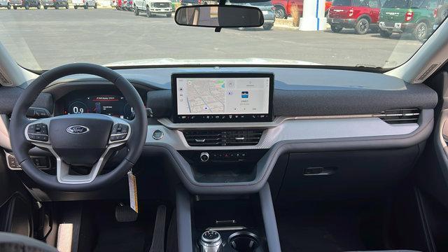 new 2025 Ford Explorer car, priced at $40,738