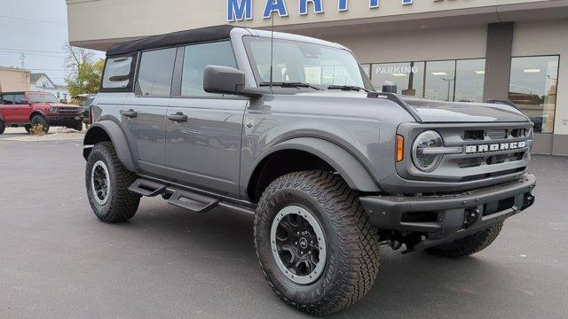 new 2023 Ford Bronco car, priced at $51,555