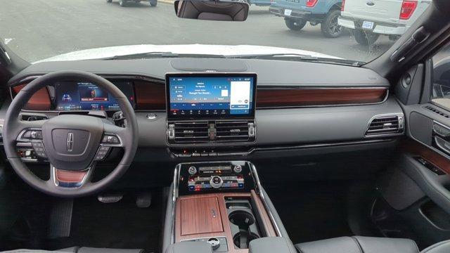 new 2024 Lincoln Navigator car, priced at $87,305