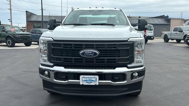new 2024 Ford F-250 car, priced at $52,240
