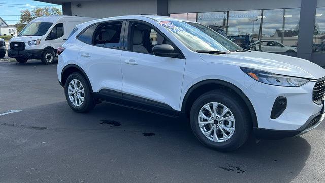 new 2025 Ford Escape car, priced at $29,762