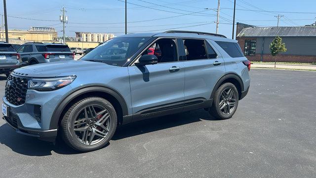 new 2025 Ford Explorer car, priced at $58,851