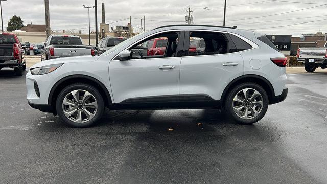 new 2025 Ford Escape car, priced at $40,239