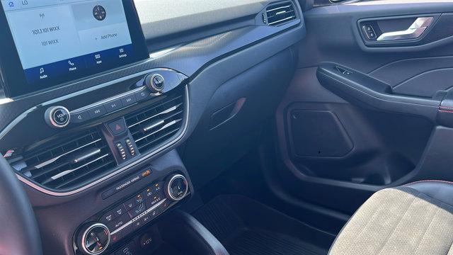 used 2022 Ford Escape car, priced at $25,990