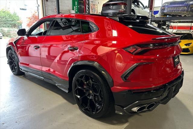 used 2020 Lamborghini Urus car, priced at $209,999