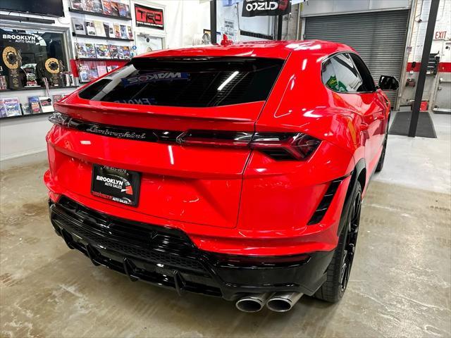 used 2024 Lamborghini Urus car, priced at $258,999