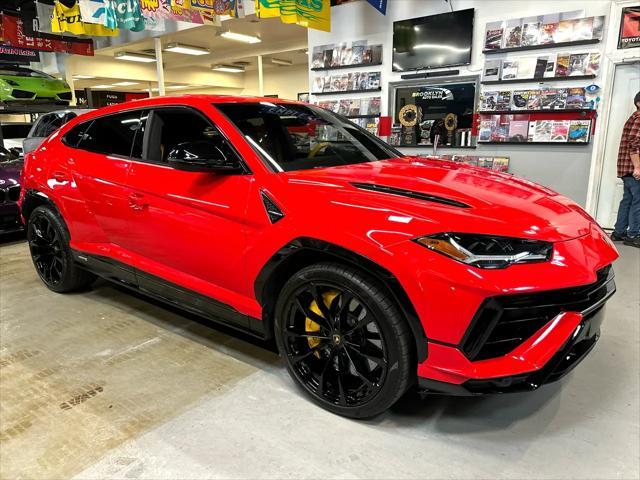 used 2024 Lamborghini Urus car, priced at $258,999