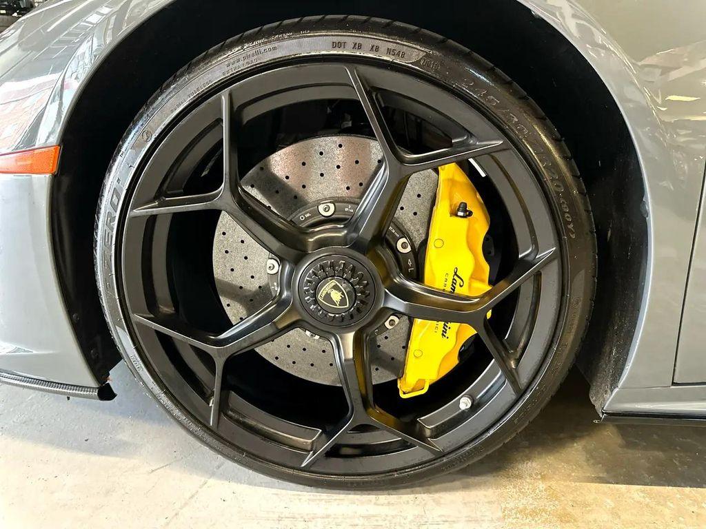 used 2020 Lamborghini Huracan EVO car, priced at $284,999