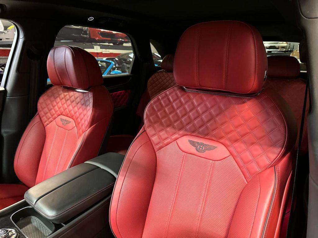 used 2022 Bentley Bentayga car