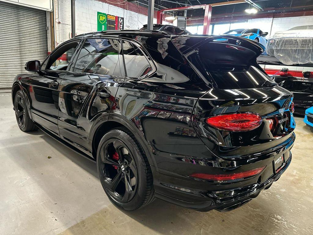 used 2022 Bentley Bentayga car