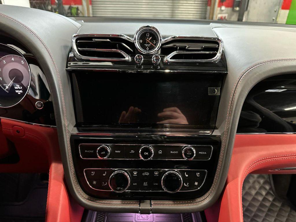 used 2022 Bentley Bentayga car