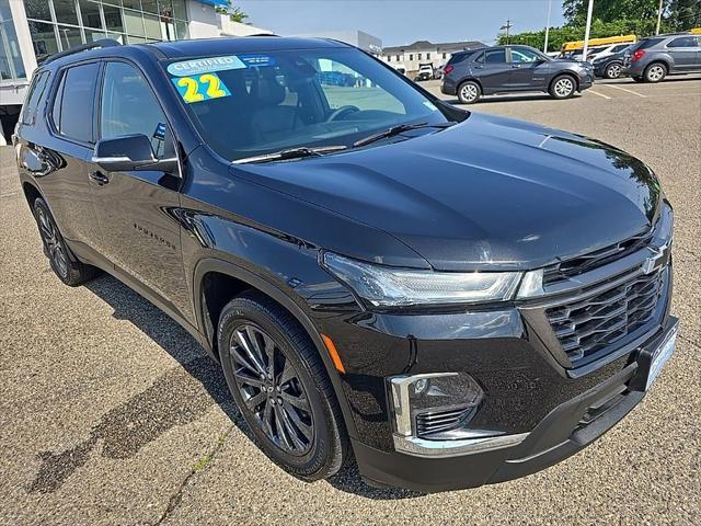 used 2022 Chevrolet Traverse car, priced at $32,500