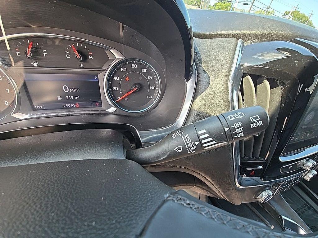 used 2023 Chevrolet Traverse car, priced at $30,500